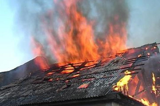 Հրդեհ Սարի թաղում. այրվել է տան տանիքը