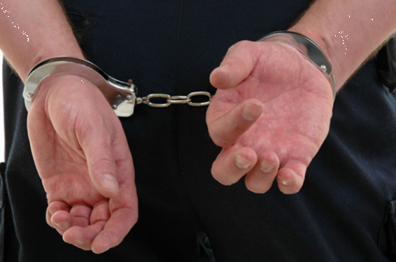 Պաշտոնեական կեղծիքին հանցակցության և փաստաթղթերի կեղծման համար հետախուզվողը ՌԴ-ից տեղափոխվել է Երևան