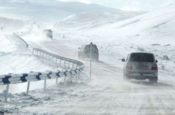 Բքի և անբավարար տեսանելիության պատճառով փակվել է Վարդենյաց լեռնանցքը