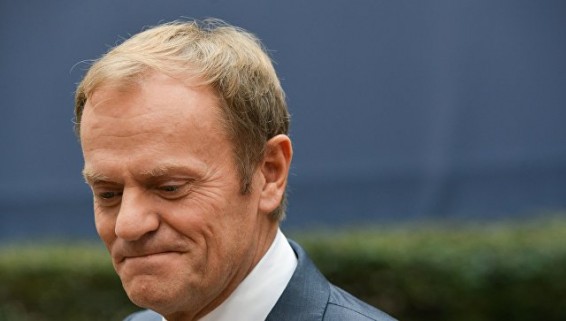 Туск приедет в Польшу на допрос по делу руководства контрразведки