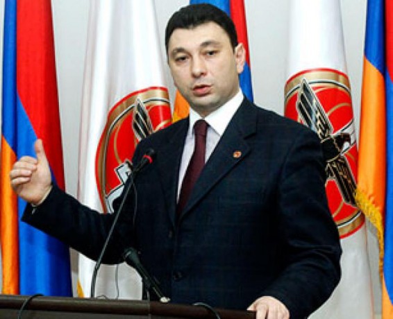 Տեղի կունենա Էդուարդ Շարմազանովի ասուլիսը