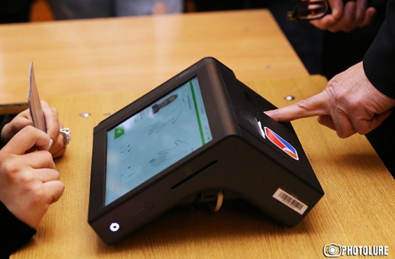 Մարդու իրավունքների պաշտպանի թեժ գծին ստացվել է 49 ահազանգ