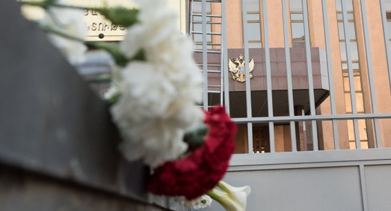 В Ереване почтили память жертв теракта в Санкт-Петербурге