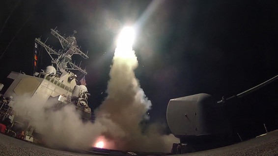 После удара США ИГ начал наступление на базу в Сирии