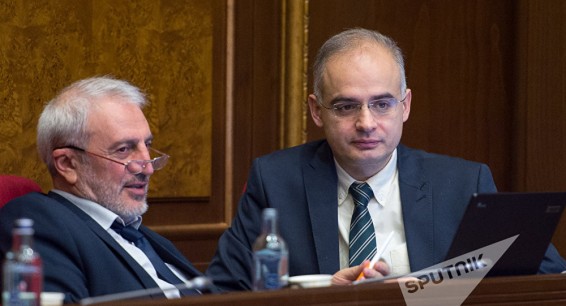 Самые дисциплинированные депутаты не жалеют о потерянном мандате