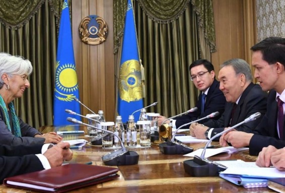Президент Казахстана встретился с главой МВФ