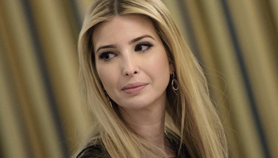 Китай разрешил компании Иванки Трамп продавать в стране украшения и сумки