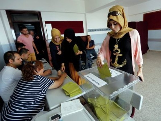 Թուրքիայի ԿԸՀ-ն մերժել է հանրաքվեի արդյունքները չեղարկելու՝ ընդդիմության պահանջը