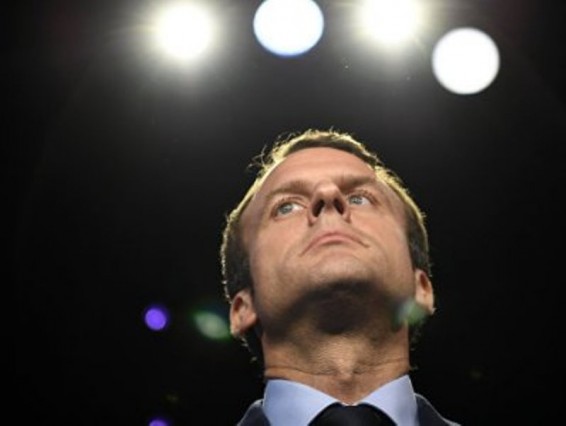 Մակրոնը 3%-ով առաջ է անցնում Լը Պենից. հարցում