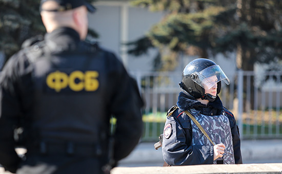 ФСБ задержала на Сахалине двух планировавших теракт сторонников ИГ