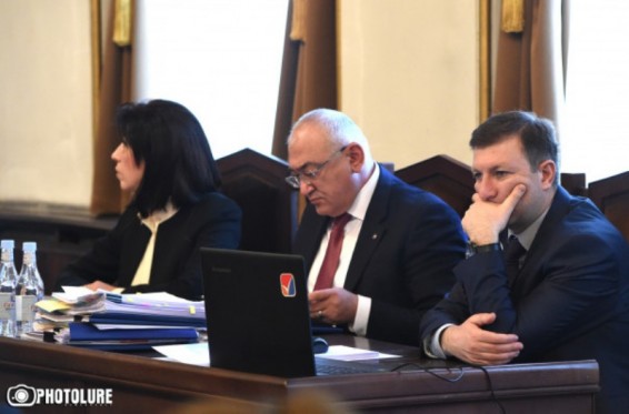 Մինչև 7 րոպե կհիշեմ. Տիգրան Մուկուչյանն ի պատասխան Տիգրան Եգորյանի հարցի, թե ինչ ծավալի հարց կարող է հիշել