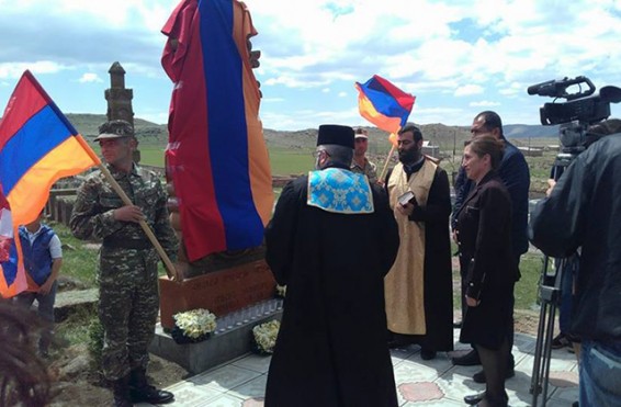 «Հավերժ ապրելու գաղտնիքը գտած». Մեկ տարի՝ առանց Արցախում զոհված սպա Տիգրան Պողոսյանի