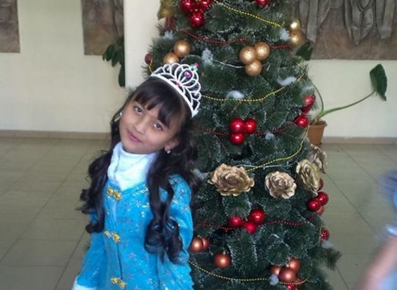 9-ամյա Սյուզաննային լսողությունը չկորցնելու համար շտապ վիրահատություն  է անհրաժեշտ