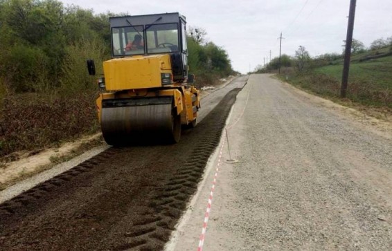 Տասներեք տարի հետո սկսել են բարեկարգել Ստեփանակերտ-Դրմբոն ճանապարհը