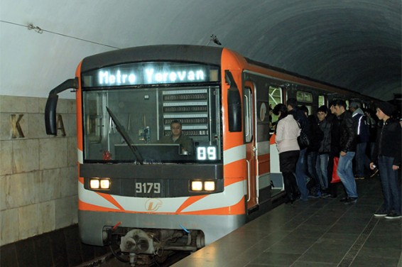 Блок Елк обещает достроить одну из станций ереванского метро в случае победы в выборах в Совет старейшин