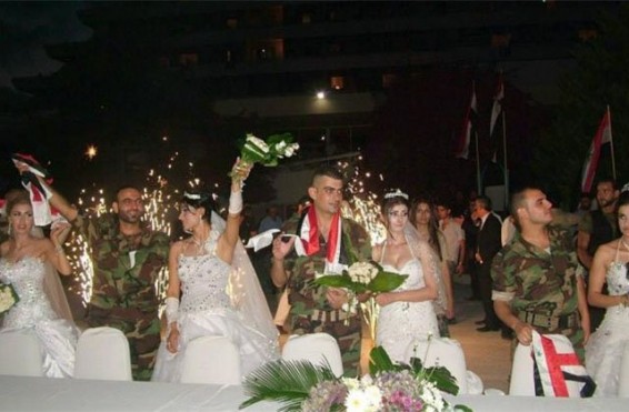 Սիրիացի զինվորականները միաժամանակ 30 հարսանիք են արել Հալեպում