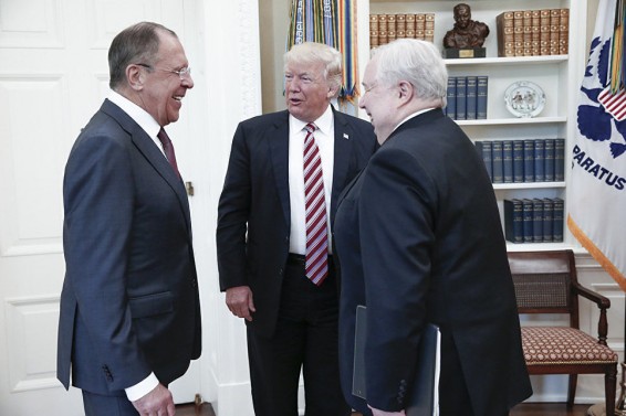 NBC News: Трамп рассказал Лаврову о планах ИГ* подорвать самолет