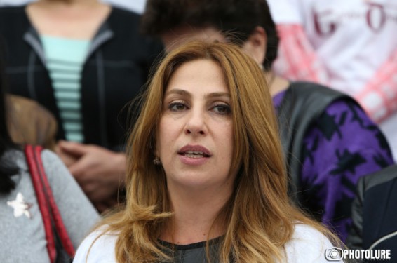 Ցավեր ունեմ մեջքի շրջանում, դուստրս նույնպես դեռևս առողջական խնդիրների ունի. Զարուհի Փոստանջյան