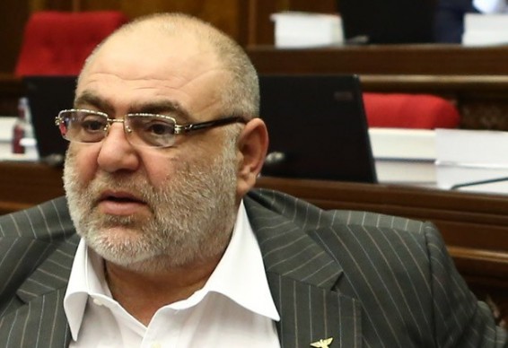 «Մուդրի» մարդ ա, թող էղի. Սեյրան Սարոյանը՝ Արա Բաբլոյանին ԱԺ նախագահ նշանակելու մասին