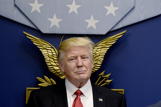 Թրամփը կարդում է իր համար պատրաստված զեկույցները, եթե միայն դրանցում լինում է իր անունը․ Reuters