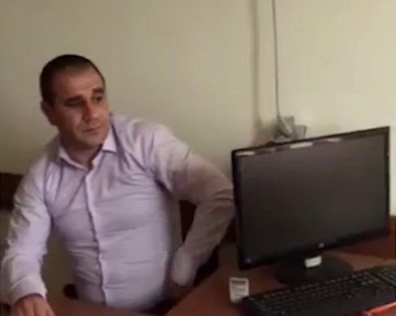 Տնտեսվարողների իրական շրջանառությունը թաքցնելու համար ձերբակալվել է Աշտարակի հարկայինի տեսուչը