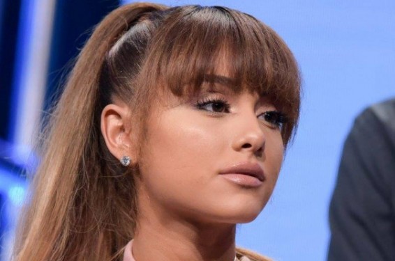 Արիանա Գրանդեն առաջարկել է հոգալ Մանչեսթերի ահաբեկչության զոհերի հուղարկավորության ծախսերը