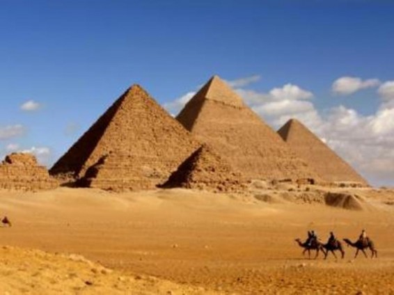 Եգիպտոսում գտել են կարմիր գրանիտից տաճարի հիմքը