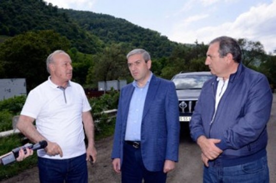 Վահան Մարտիրոսյանը ծանոթացել է Հաղարծին համայնքով անցնող ճանապարհի հիմնանորոգման ընթացքին