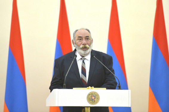 Պետք է տեսնենք, թե Պոլսո պատրիարքարանի ֆինասական միջոցներն ինչպես են փոխանցվելու Գարեգին Բեքչյանին. Բագրատ Էստուկյան