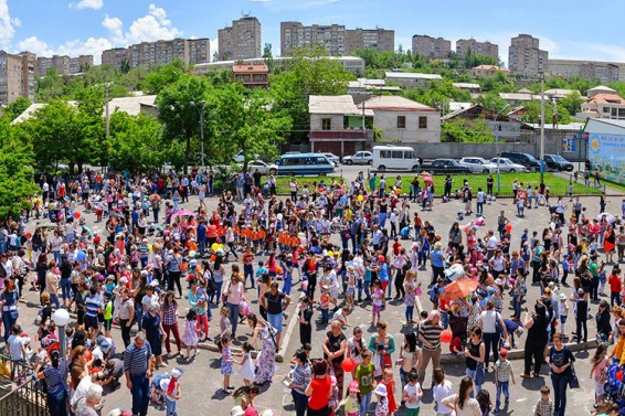 Photo. Հունիսի 1-ը՝ մայրաքաղաքի վարչական շրջաններում