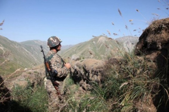 Զինծառայությունը տղային տալիս է համարձակություն. զինվորների ուղերձները սահմանագծից