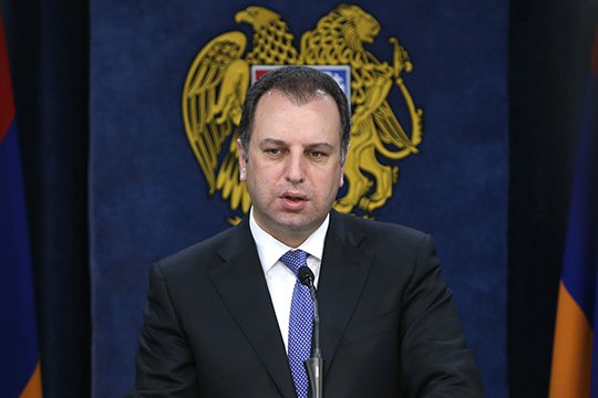 Ցանկացած զենքի մատակարարում Ադրբեջանին շատ բացասական եմ դիտում, որովհետև Ադրբեջանը անկանխատեսելի երկիր է . Վիգեն Սարգսյան