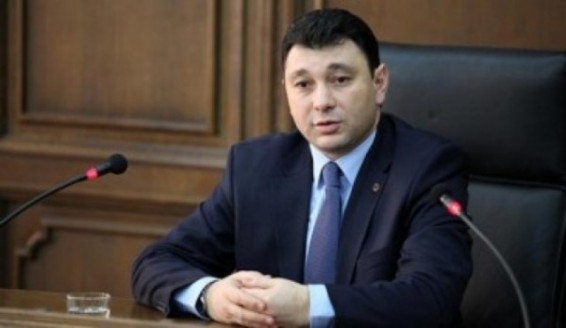 Շարմազանովը՝ վտանգավոր բառերի աշխարհում