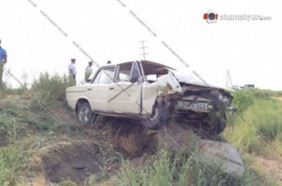 ՃՏՊ Արմավիրի մարզում. գյուղատնտեսական աշխատանքի մեկնող 4 կանայք և վարորդը հոսպիտալացվել են