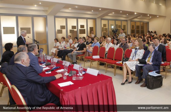 Արա Բաբլոյանը մասնակցել է Հայկական ակնաբուժության նախագծի 15-րդ միջազգային համաժողովի բացմանը