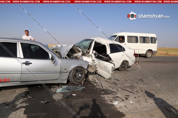Photo: Ողբերգական ավտովթար Երևան-Գյումրի ճանապարհին