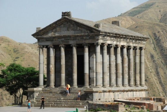«Գառնի» և «Զվարթնոց» արգելոց-թանգարաններում մուտքի տոմսերի նոր սակագին է սահմանվել
