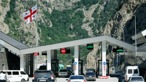 Լարսը բաց է առանց սահմանափակումների
