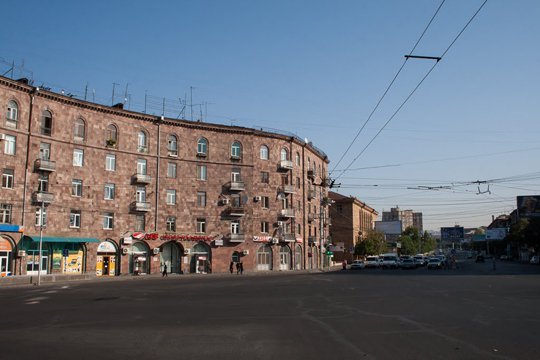 Երևանի Բագրատունյաց-Արտաշիսյան և Արշակունյաց-Նժդեհի խաչմերուկներում երթևեկությունը կփոփոխվի