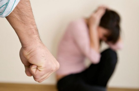 Երևանում 23-ամյա կնոջ նկատմամբ բռնություն գործադրելու դեպքի առթիվ հարուցված քրգործի նախաքննությունն  ավարտվել է