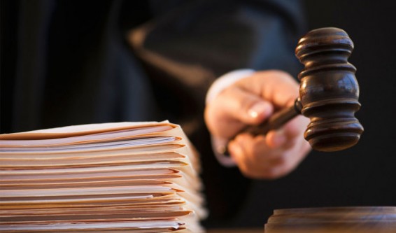 Դատարանը մեղադրողի միջնորդածից ավելի խիստ պատիժ նշանակեց՝ հայրասպանության համար