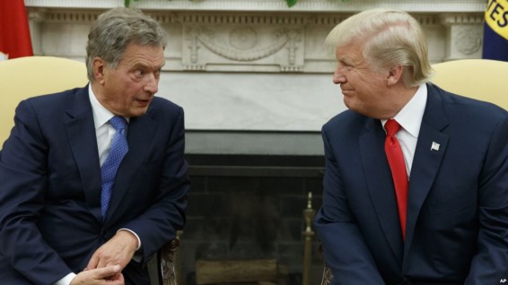 Трамп принимает в Белом доме президента Финляндии