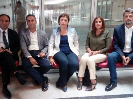 Կարո Փայլանն իր 4 կուսակիցների հետ նստացույց է սկսել Թուրքիայի սահմանադրական դատարանի շենքում