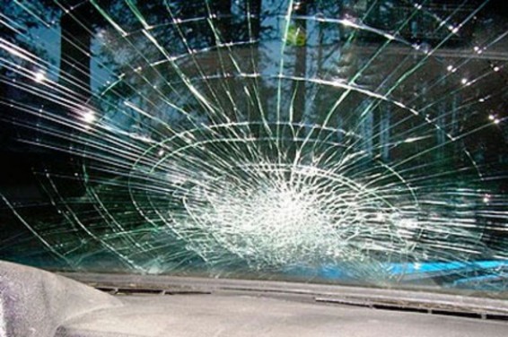 Երևանում դասախոսը ղեկին հանկարծամահ է եղել և բախվել արգելապատնեշին. shamshyan.com